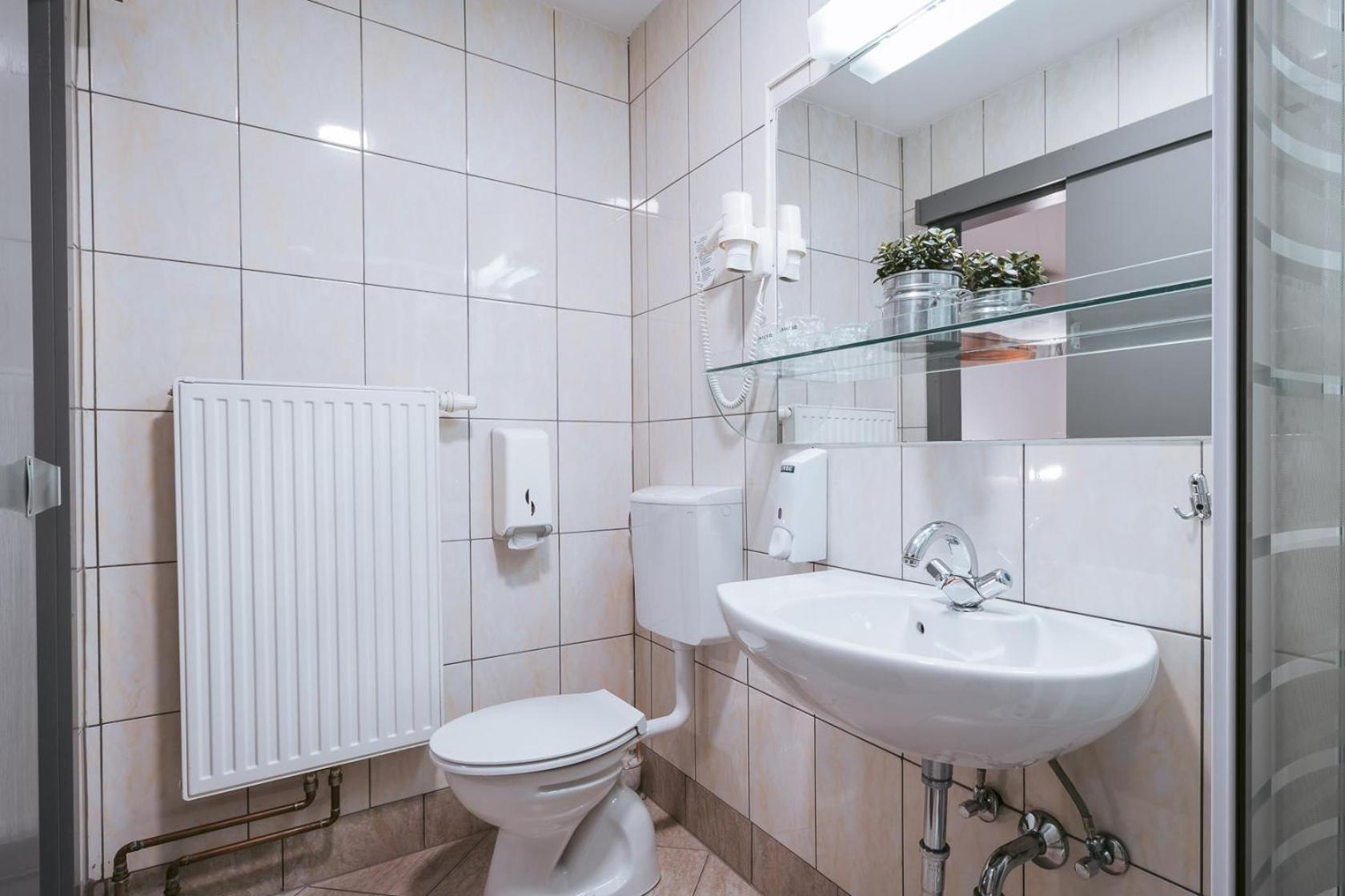 Pri Karlu Rooms & More Maribor Exterior photo